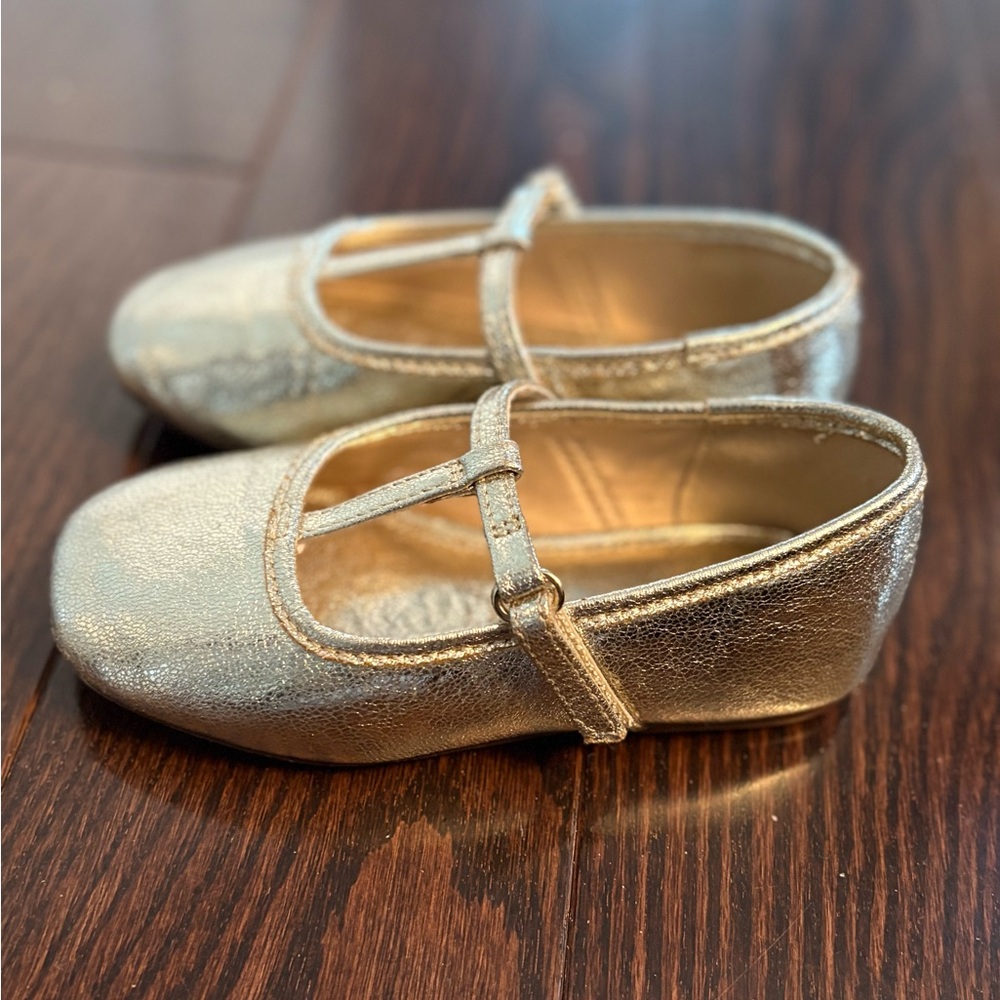 Zara Kids Shoes - Size 23 (6US)